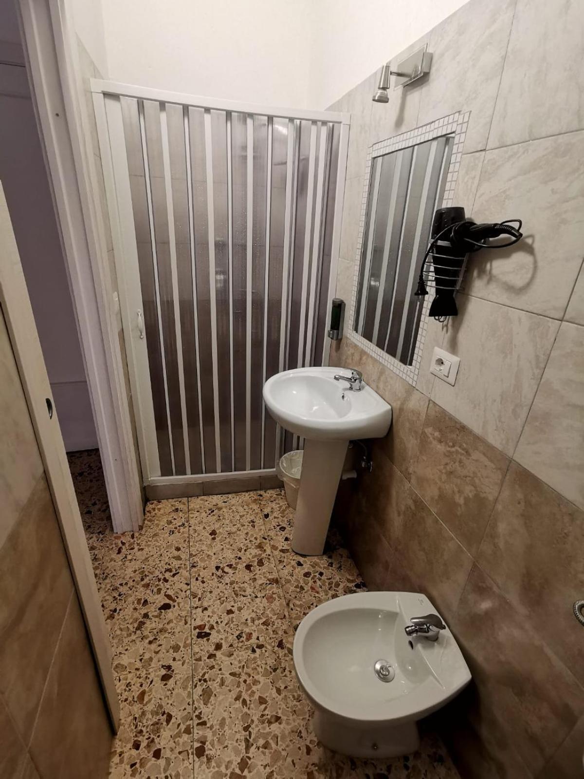 Catania Airport Room Bagno Privato In Camera Exterior photo