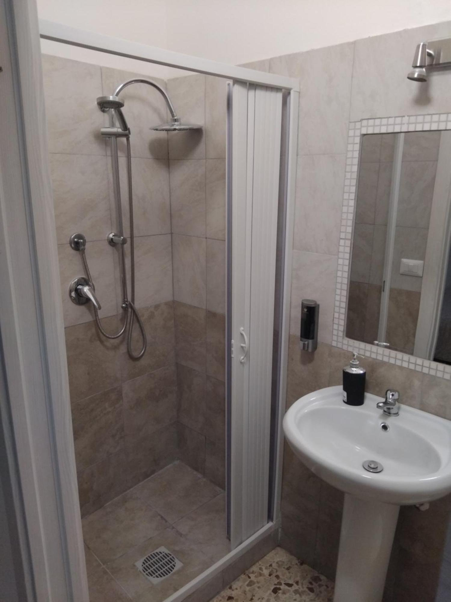 Catania Airport Room Bagno Privato In Camera Exterior photo